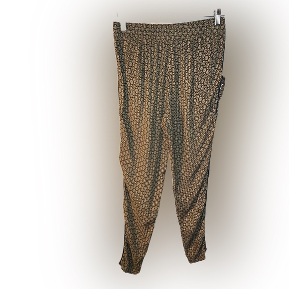 Cartoon jogger/ pants S-M - Picture 3 of 9